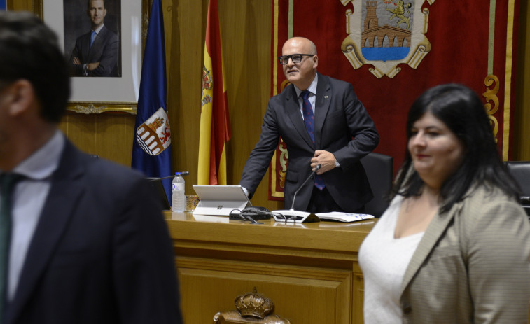 Fin a la saga Baltar en la Diputación de Ourense con un último pleno marcado por las despedidas