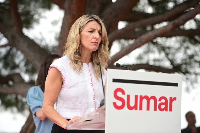 La líder de Sumar, Yolanda Díaz, interviene durante un acto.