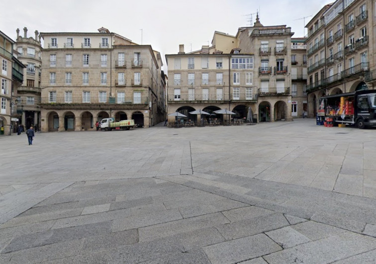 Herido un joven en el entorno de la Praza Maior de Ourense tras ser apuñalado