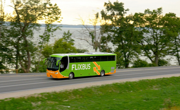 FlixBus y Alsa aumentan sus operaciones entre España y Portugal por la Jornada Mundial de la Juventud