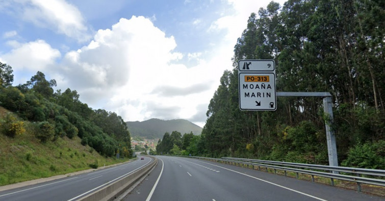 Los servicios sanitarios asisten a once personas tras una colisión múltiple en la Autovía de O Morrazo