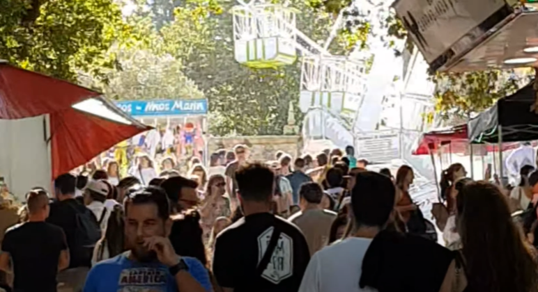 Atraacciones en la Alameda de Santiago en una foto del youtube de RM Ferias