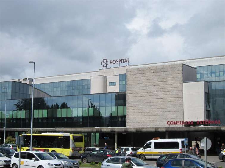 Unha circular aconsella ao persoal do CHUS non incitar aos pacientes a reclamar