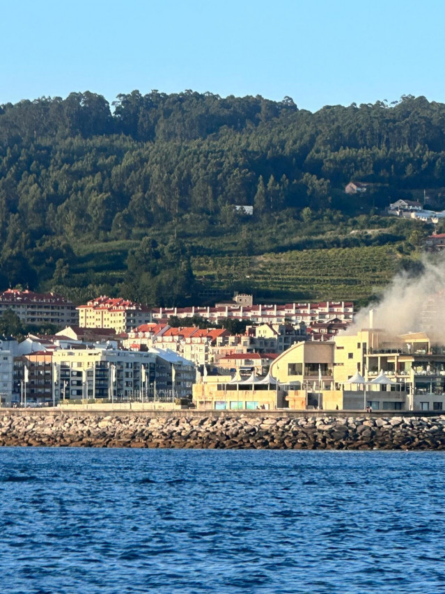 Incendio en una chimenea de un local de hostelería de Sanxenxo