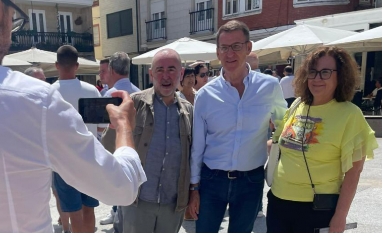 Feijóo irá a la Festa do Albariño, dice que no hay vacaciones y esquiva las preguntas sobre Cataluña