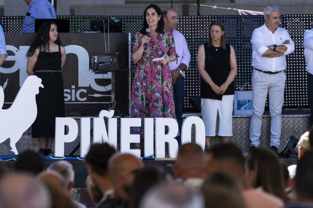 La secretaria xeral del PPdeG, Paula Prado, en el pregón del Galo Piñeiro de O Pino (A Coruña).