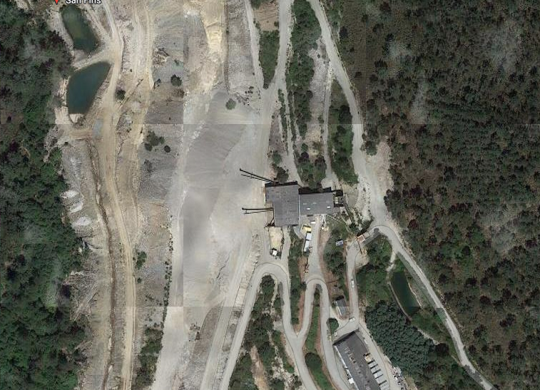 Balsas mineras en San Fins