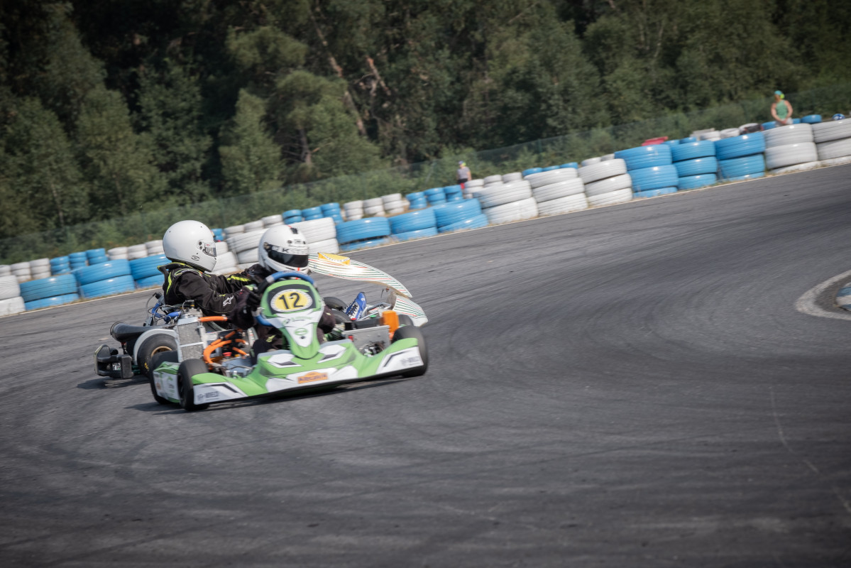 Karts elu00e9cticos en una imagen de Little Carts