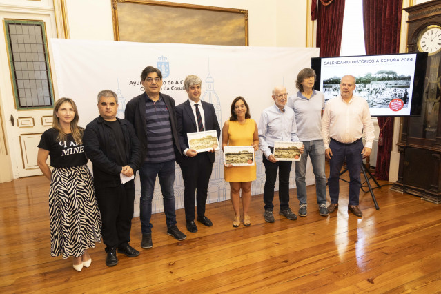 Presentación del calendario histórico de A Coruña