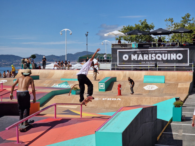 Una nueva edición de O Marisquiño abarrota Vigo con el deporte y la música como atractivos