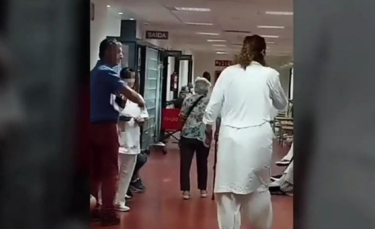 (VÍDEOS) Apartan a una médica del Hospital de Piñor que llamó 