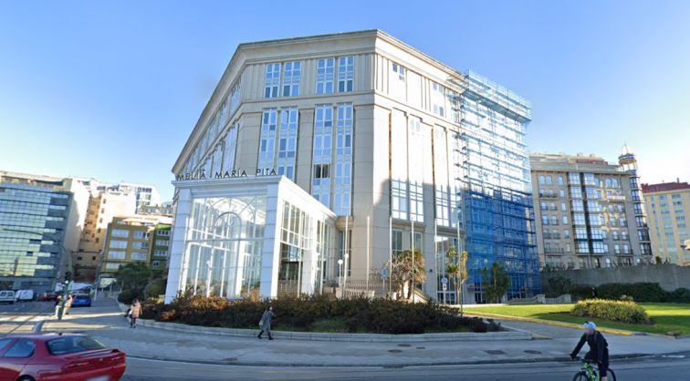 Luz verde para la venta del Meliá María Pita de A Coruña a un fondo de inversión de Abu Dabi