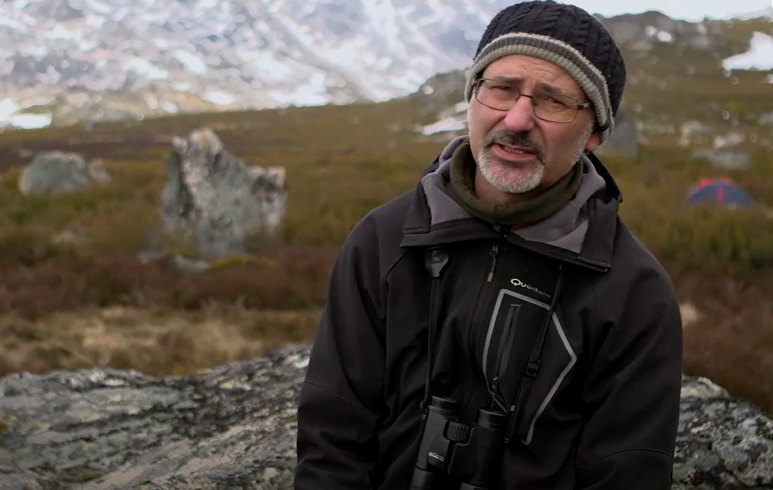 Pedro Alonso en un frame de entre Pastores e Lobos