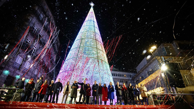 Archivo - Acto de aceso das luces de Nadal en Vigo, en novembro de 2022.
