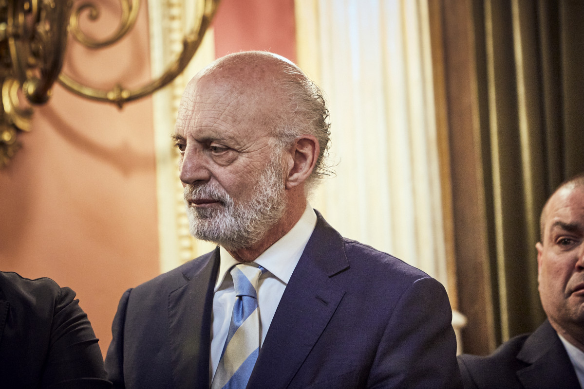 Archivo - El candidato por el PP en Ourense, Manuel Cabezas, en la sesión de constitución del Ayuntamiento de Ourense, a 17 de junio de 2023, en Ourense, Galicia (España). Los casi 8.100 ayuntamien