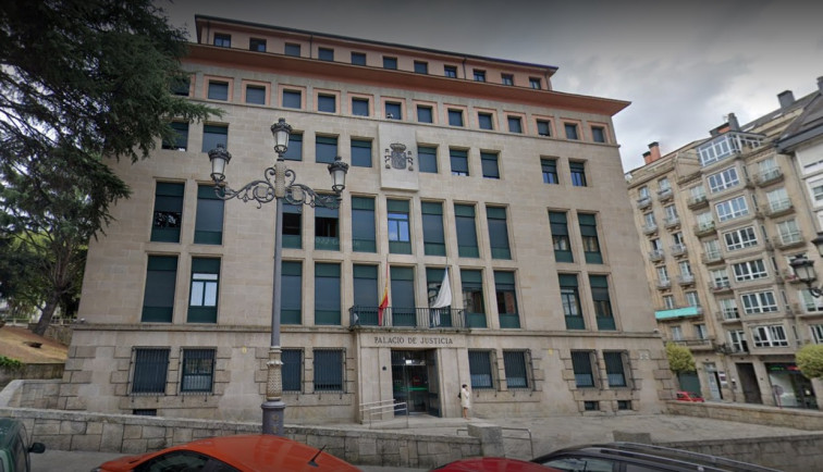 A prisión un ourensano por estafar 30.000 euros a través de internet a varias empresas de A Coruña y Ourense