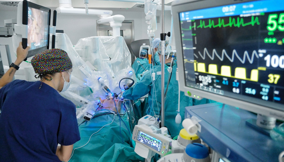 Primeras intervenciones Da vinci Quirónsalud A Coruña