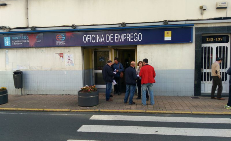 ​Acusan á administración do estado na Coruña de facer “mercadeo” cos traballadores en paro