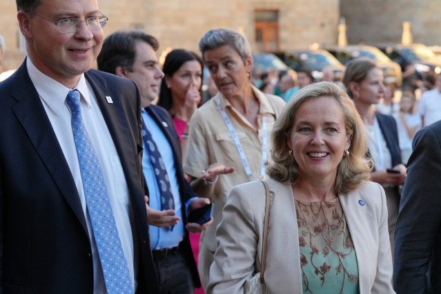 La vicepresidenta primera y ministra de Asuntos Económicos y Transformación Digital en funciones, Nadia Calviño, en Santiago.