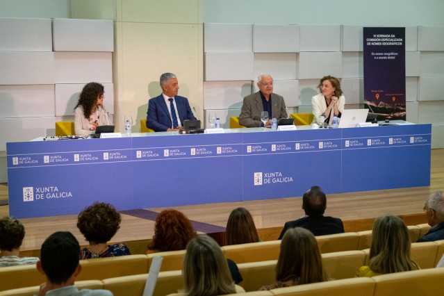 El secretario xeral de Política Lingüística, Valentín García, participa en la apertura de la VI Xornada de la Comisión Especializada de Nomes Xeográficos bajo el ítulo Os nomes xeográficos e o mundo dixital
