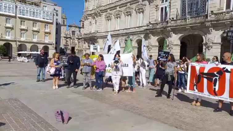 (VÍDEO) Pacma se concentra en A Coruña contra la 
