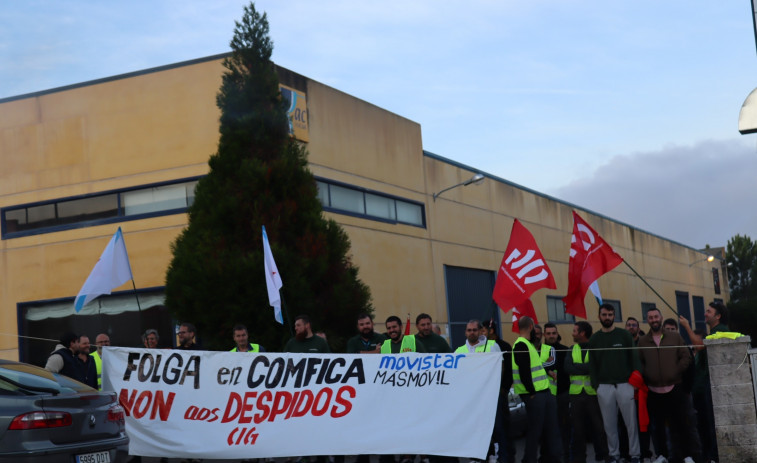 Gran seguimiento en la primera jornada de huelga en Comfica por la readmisión de los trabajadores despedidos
