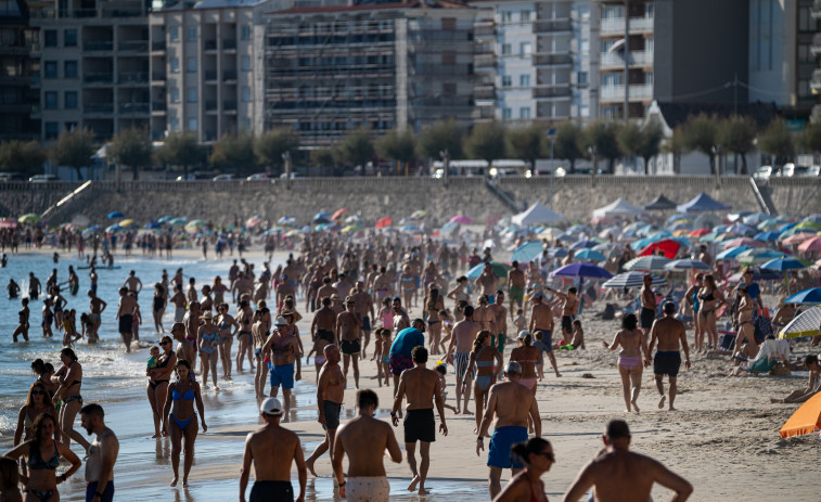 Los termómetros superaron los 36 grados en Ourense