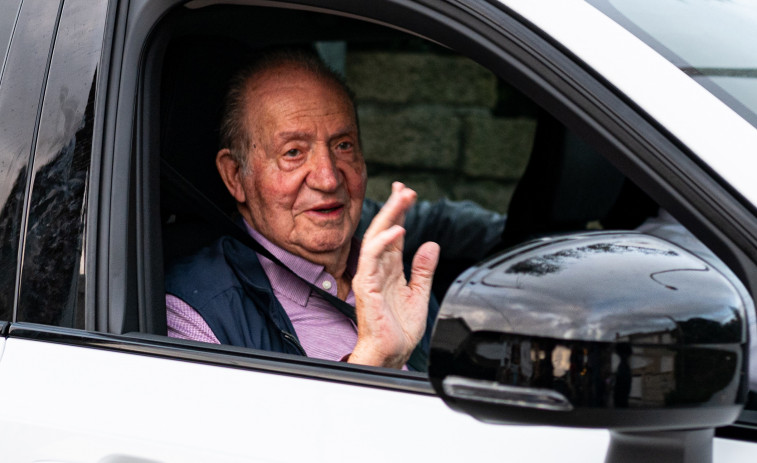 Juan Carlos I abandona Sanxenxo con la idea de volver para quedarse definitivamente en España