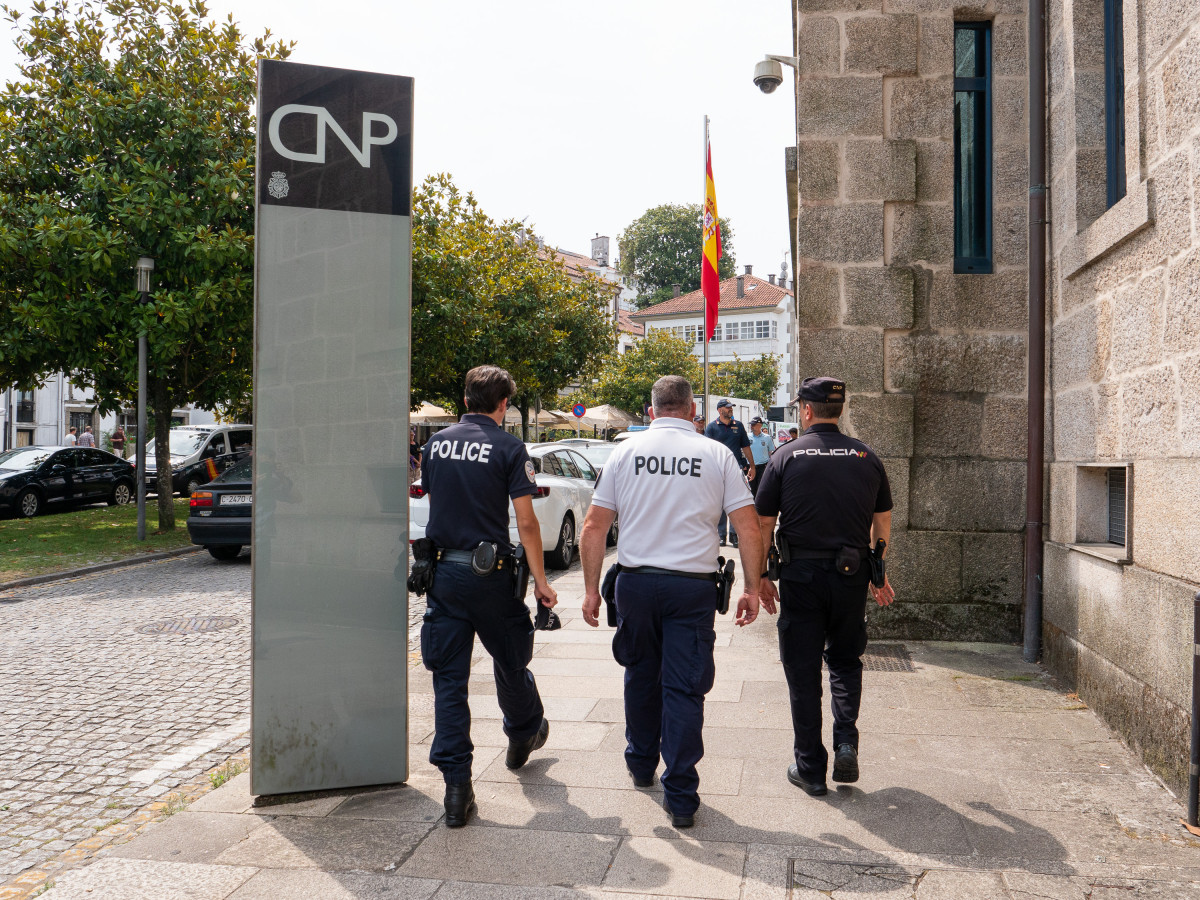 Archivo - Imagen de archivo de la comisaría de la Policía Nacional en Santiago