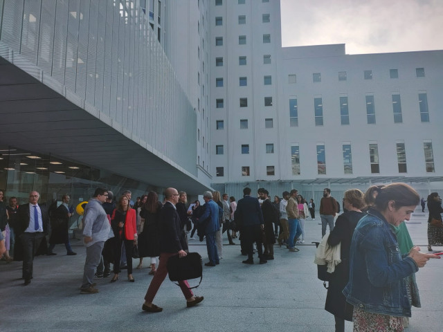 Desalojan la Ciudad de la Justicia de Vigo por una falsa alarma de incendio