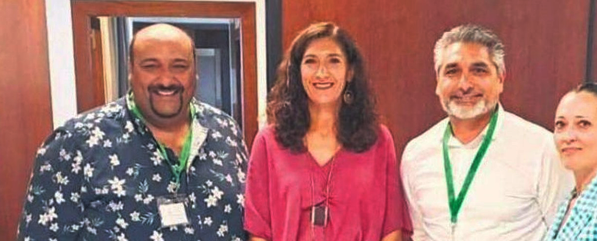 Miembros de Sociedad Gitana Espau00f1ola incluu00eddo Sinau00ed Gimu00e9nez en una foto de su twitter