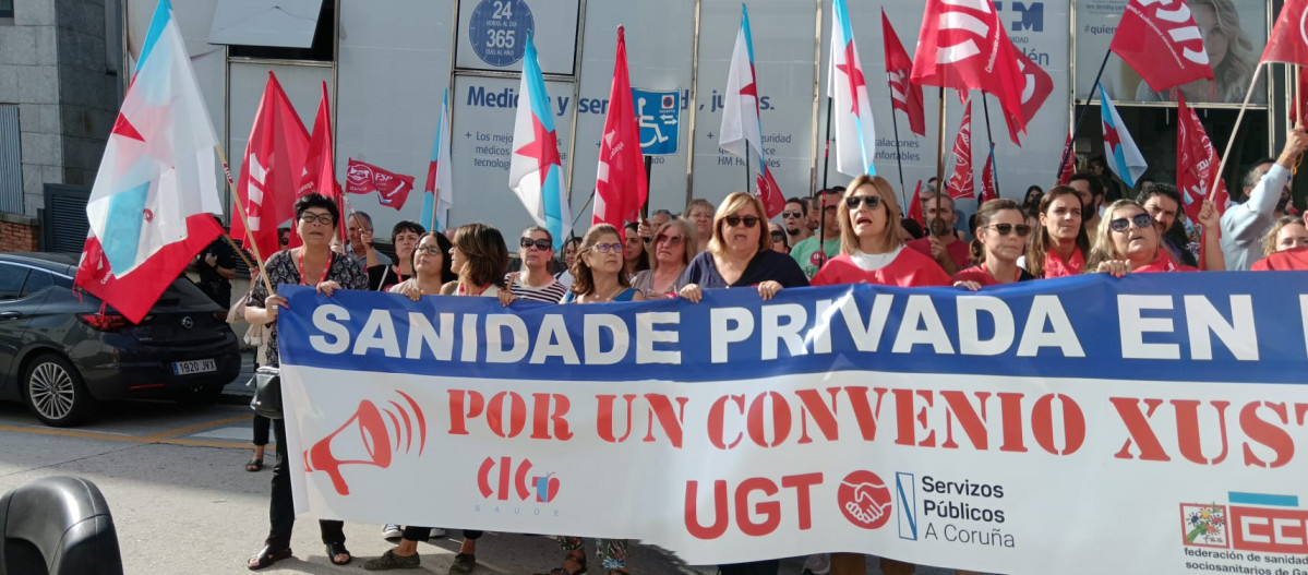 Cuarto miu00e9rcoles cocnsecutivo de protestas en la sanidad privada de A Coruu00f1a en una foto de CIG