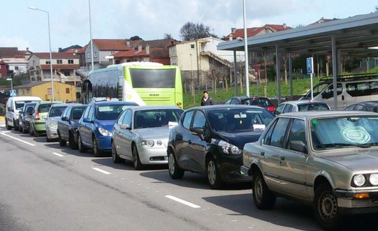 ​El Sergas separará en el HAC los coches que van al parking de personal de los del público