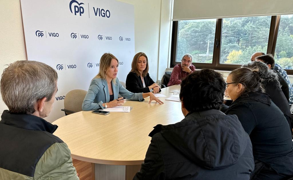 Reuniu00f3n del PP con Sociedad Gitana Espau00f1ola