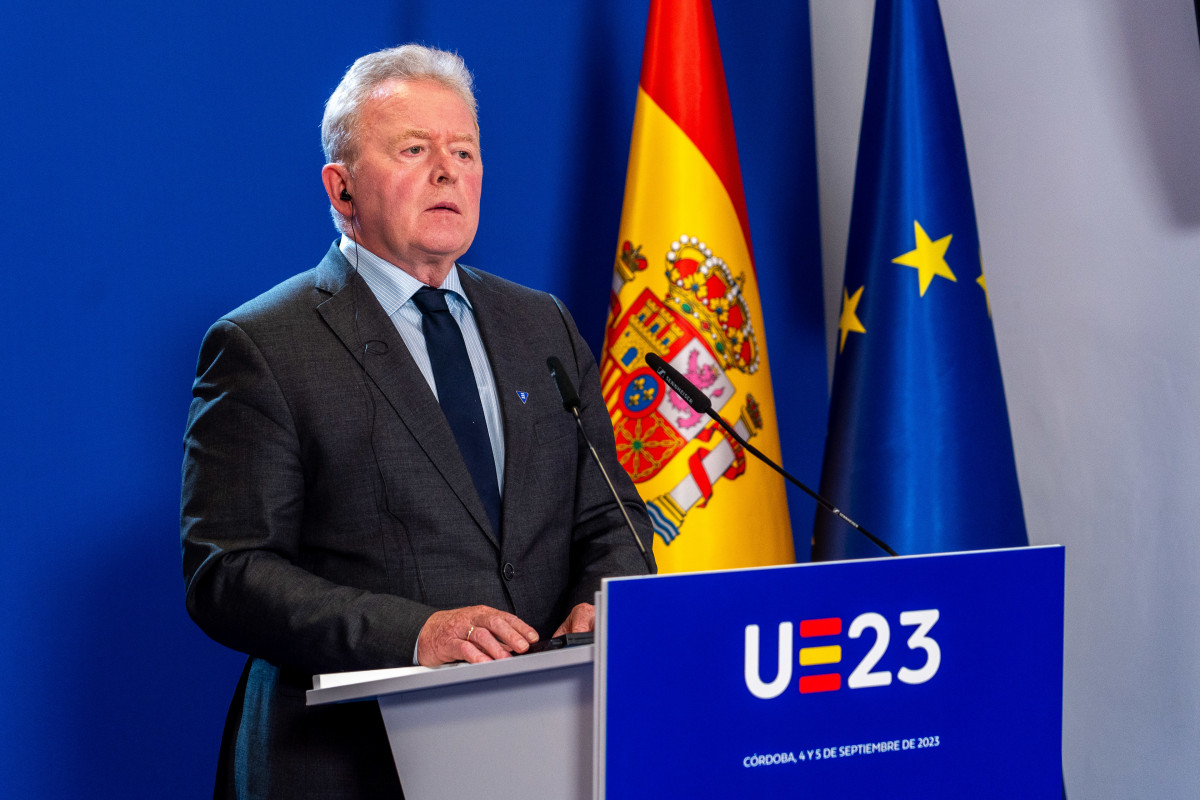 El comisario de Agricultura y Desarrollo Rural de la UE, Janusz Wojciechowski, atiende a los medios de comunicación, tras las sesiones de trabajo de la Reunión Informal de Ministros (RIM). A 05 de septiembre del 2023 en Córdoba (Andalucía, España).