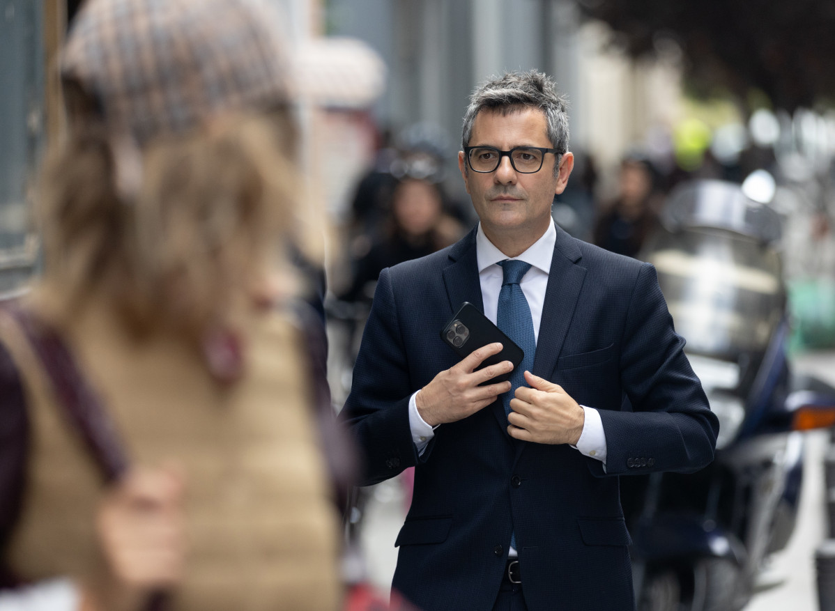 El ministro de la Presidencia, Relaciones con las Cortes y Memoria Democrática en funciones, Félix Bolaños, a su llegada a la tercera jornada de la segunda edición de ‘Metafuturo’, en el Ateneo de Madrid, a 18 de octubre de 2023, en Madrid (España).
