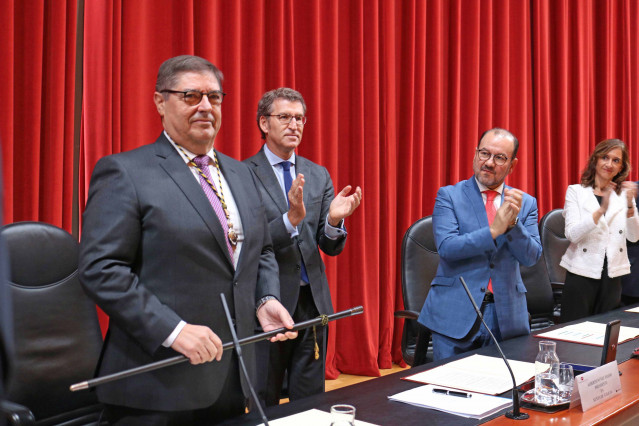 El rector de la UDC, Julio Abalde