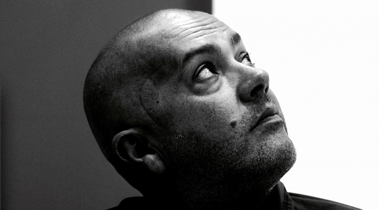 O colexio de xornalistas crea a bolsa Nacho Mirás