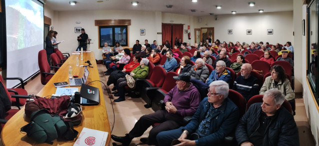 Arqueólogos, científicos y escritores firman un manifiesto contra el 