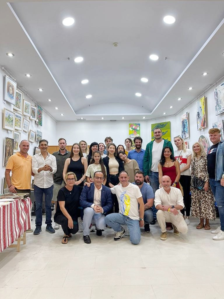 AGA Ucraina Inauguracion Oficiosa Local