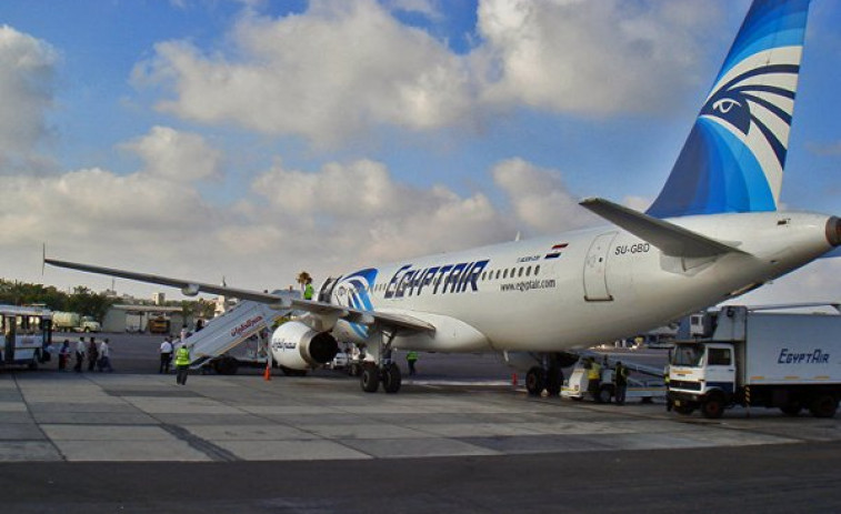 Francia confirma que el avión de Egyptair se ha estrellado