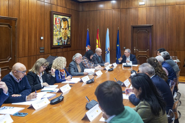 Mesa Termal presidida por Luis Menor, presidente de la Deputación de Ourense; Gabriel Alén Castro, delegado Territorial de la Xunta de Galicia en Ourense y José Antonio Quiroga, presidente de la Confederación Hidrográfica Miño-Sil.