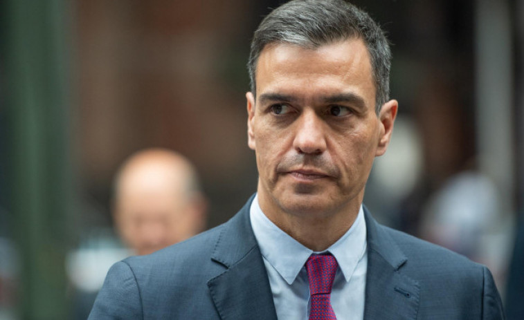 Pedro Sánchez será presidente gracias a Puigdemont, un presidente “perseguido”