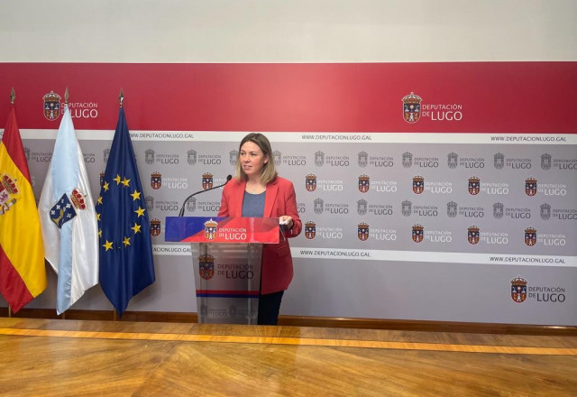 La diputada provincial socialista, Pilar García Porto, comparece ante los medios tras la celebración de la junta de gobierno de la Diputación de Lugo, en Lugo, a 10 de noviembre de 2023.