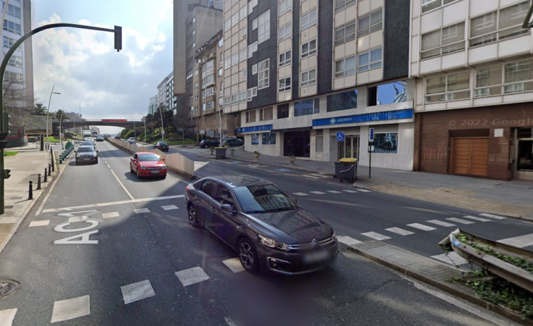 Herido un hombre en A Coruña cuando cruzaba un paso de peatones al ser alcanzado por una rueda perdida por un coche
