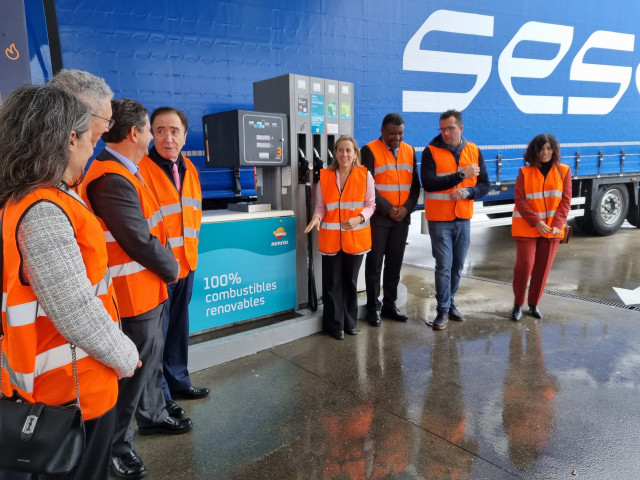 Inauguración estación de servicio Repsol en Coirós (A Coruña).