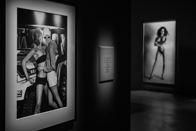 Varias obras de la exposición ‘Helmut Newton. Fact & Fiction’, en el Muelle de Batería, a 17 de noviembre de 2023, en A Coruña