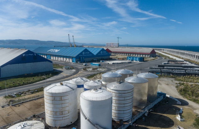 Archivo - Puerto exterior de A Coruña