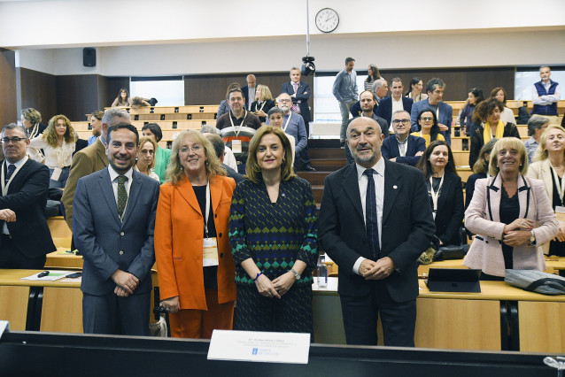 La Conferencia Española De Decanas Y Decanos De Economía Y Empresa (Confede) Ha Clausurado Este Viernes Su Reunión En Ourense.  Asiste La Conselleira De Promoción Do Emprego E Igualdade, Elena Rivo
