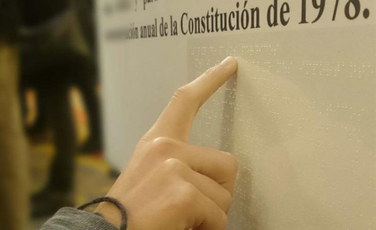 La Constitución cumple 45 años y no es vieja, es sabia